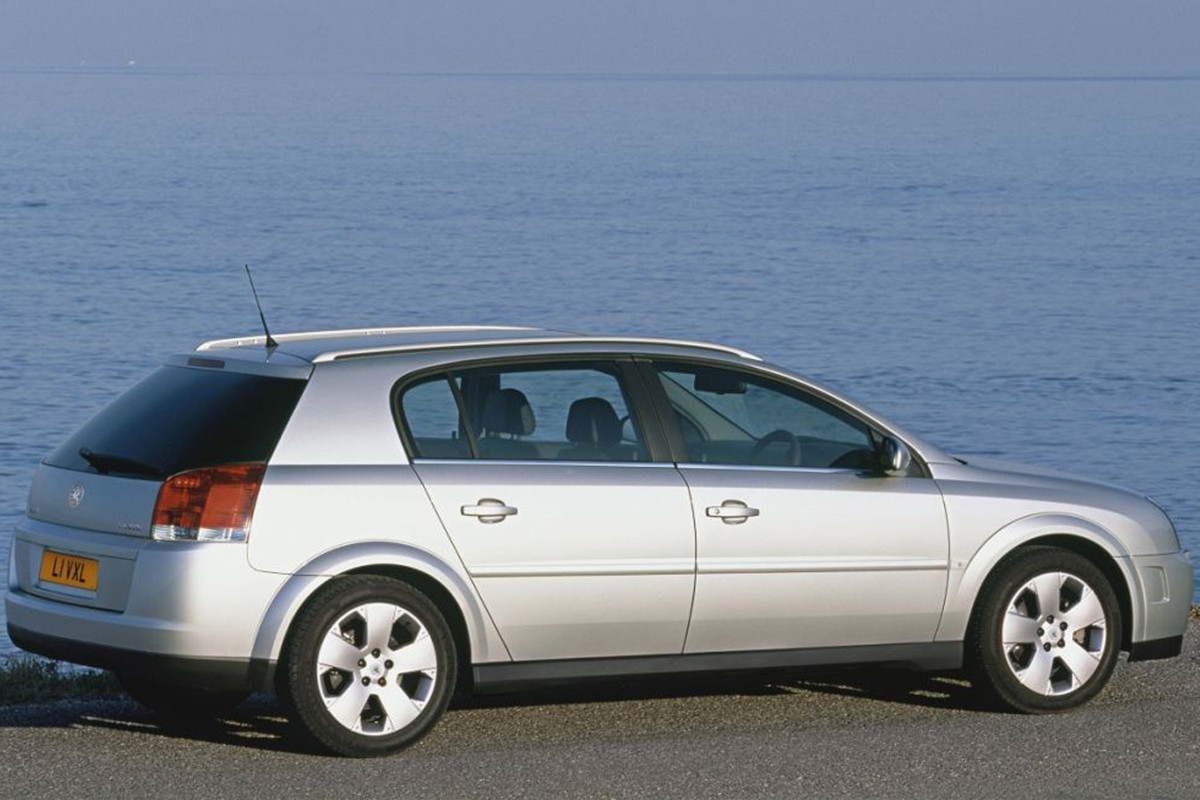 The History Of Used Vauxhall Signum Car